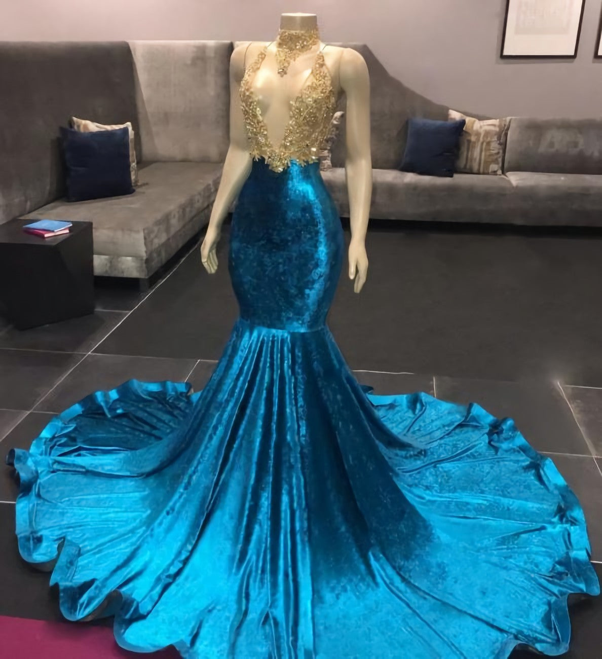 V Neck Appliques Spaghetti Straps Velvet Royal Blue Mermaid Prom Dresses